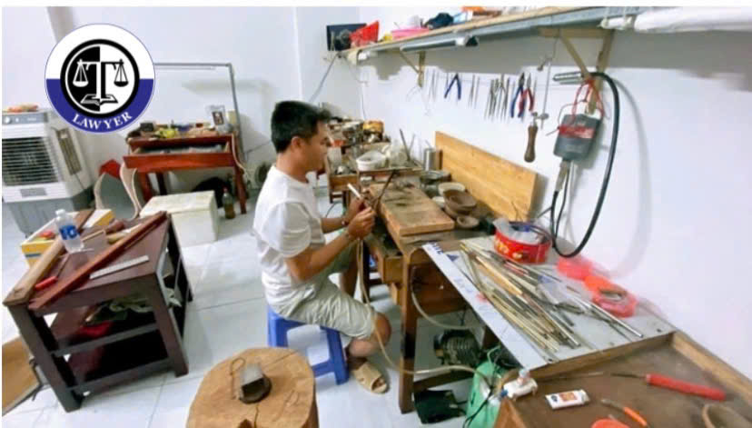 Bắt 6 nghi phạm mua vàng thật, bán vàng giả
